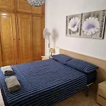 2 San Policarpo Διαμέρισμα